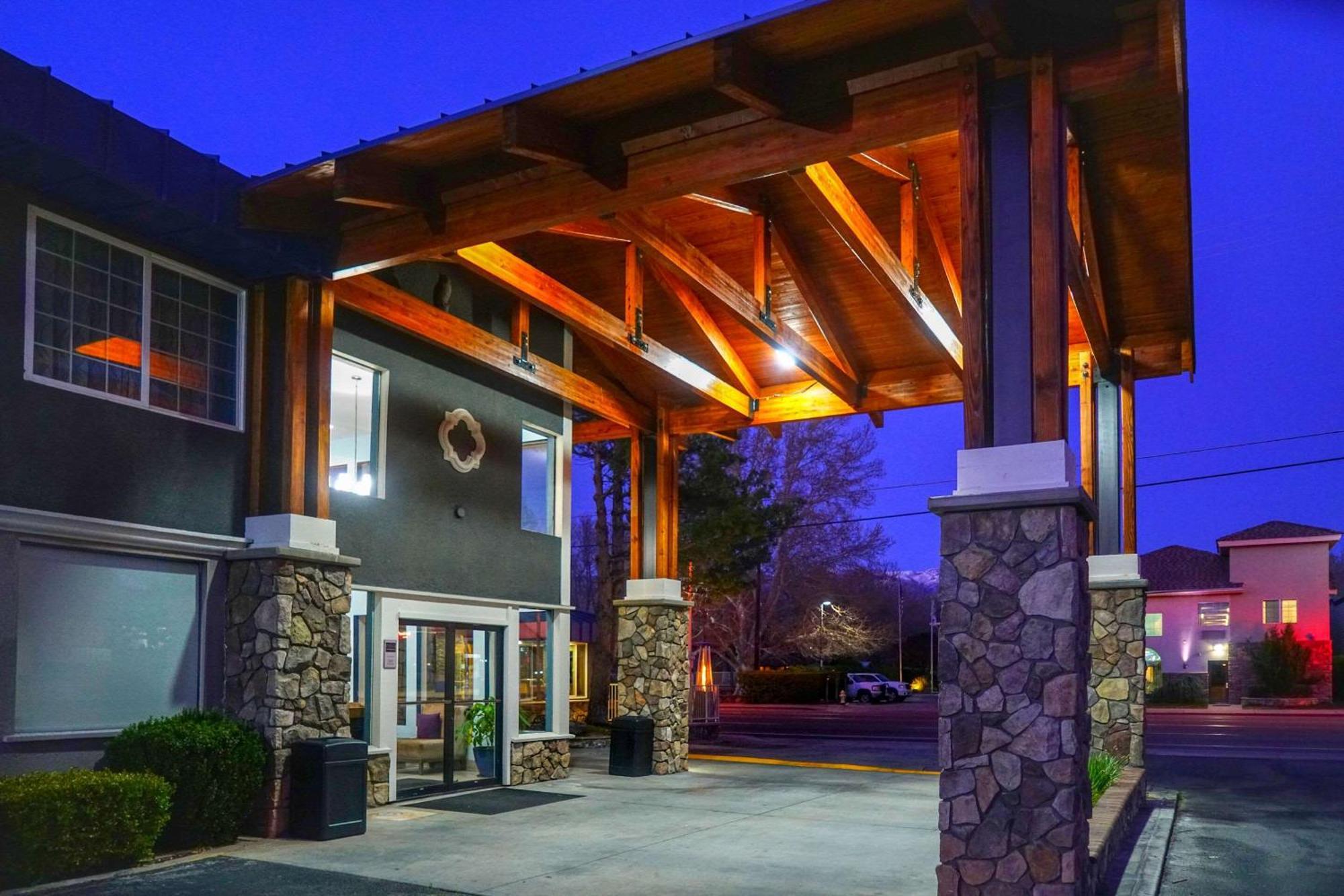 Cielo Hotel Bishop-Mammoth, Ascend Hotel Collection Exterior photo